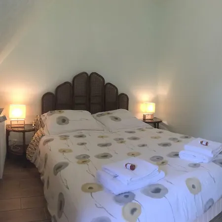 Panzió Les Chaumieres De Kerhouiden *