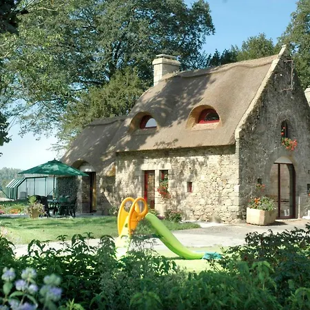Les Chaumieres De Kerhouiden Baud
